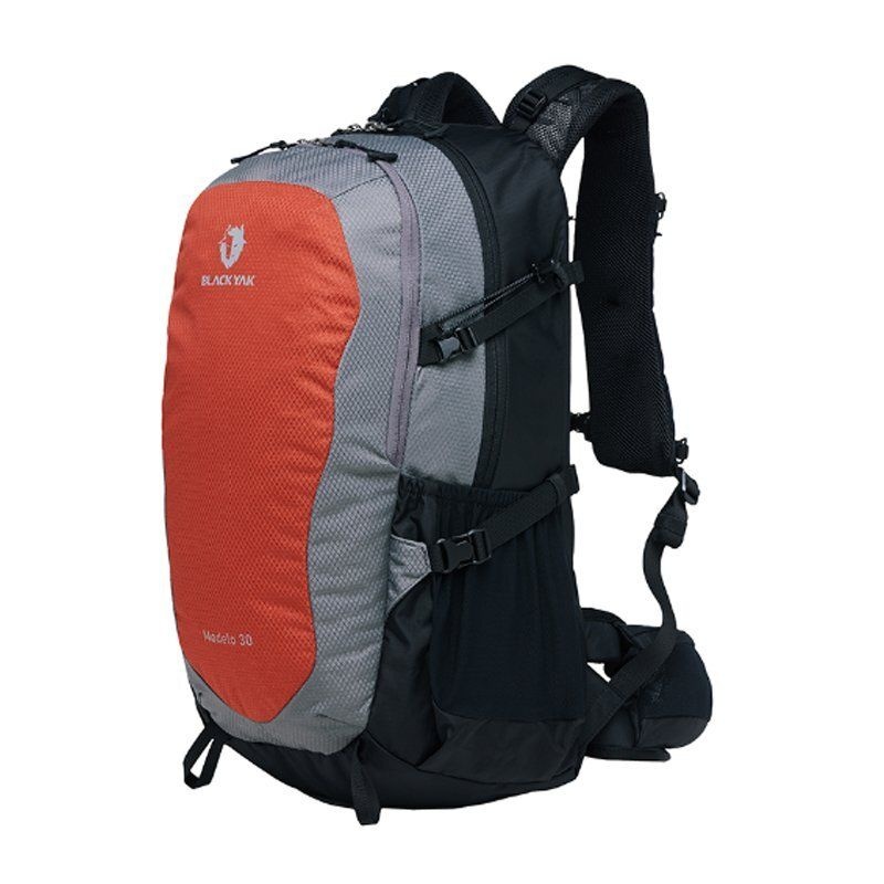 [국내매장판]  블랙야크 전면 야크 모티브 패턴이 돋보이는 아이템 배낭 모델로라이트30 4905 가벼운 데일