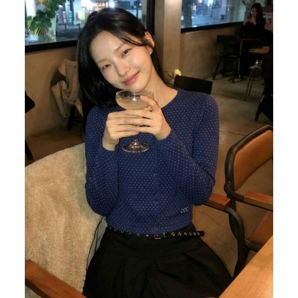 CHICKS 도트 패턴 라운드 가디건 네이비