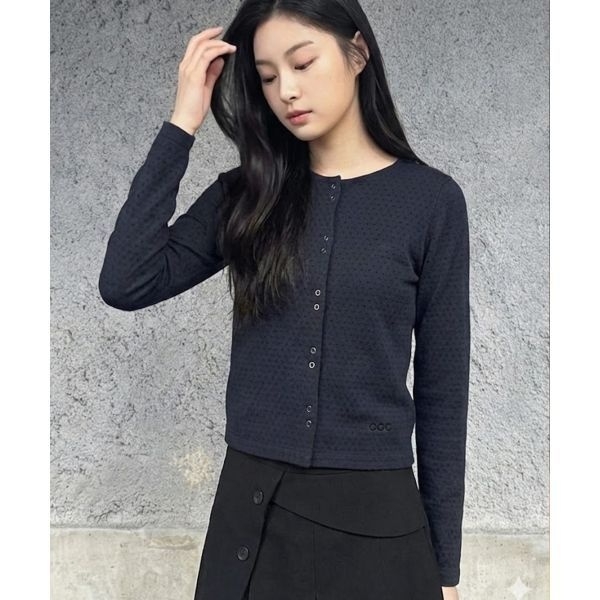 CHICKS 도트 패턴 라운드 가디건 차콜