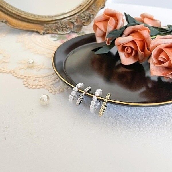 상세페이지참조 [신상오픈런] |CMA63B6|딜아레 이어커프 선 여성 트위스트 더블 비즈펄 이어링_18161815_597559