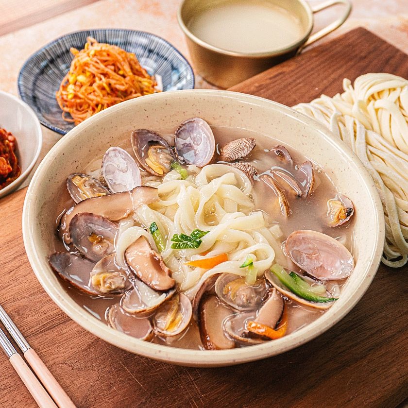 [라스트 찬스]군산 바지락 칼국수 7인분 생면 7봉 소스증정