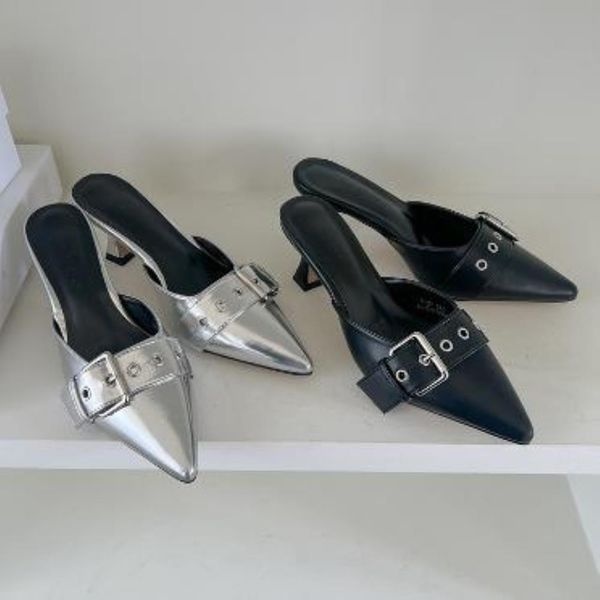 [하프클럽]밋카온 뾰족코 은색 슬리퍼 백리스슈즈 여성 검정 2color