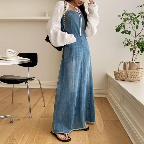 신상오픈런 [하프클럽]런슈어 여성 민소매 썸머 청 워시드 데님 플레어 긴원피스