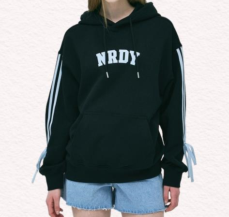 널디 NDY 리본 풀오버 후디블랙크림 PNES25HD06 302857