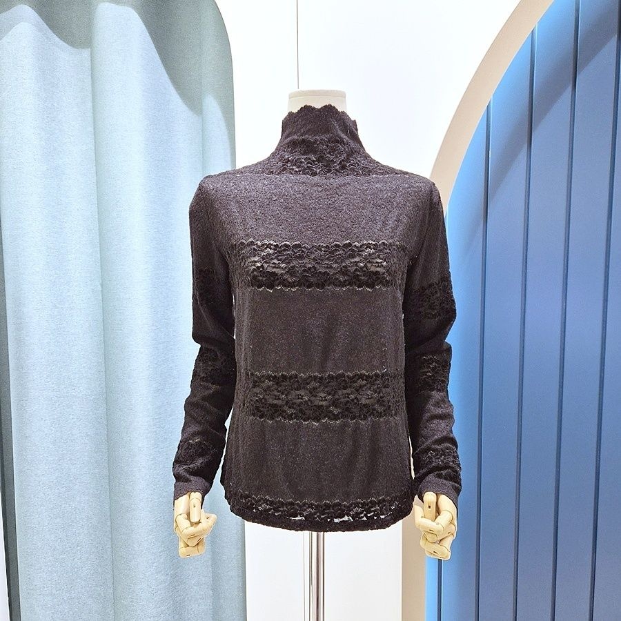 리펜 스튜디오 [AK원주점] [리펜스튜디오] 벨벳레이스 스칼럽 하이넥 티셔츠 SH03TS501