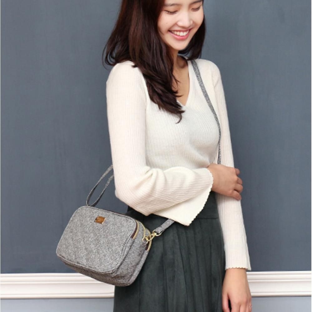 국내제작 3단지퍼 퀼팅 미니 크로스백 모가