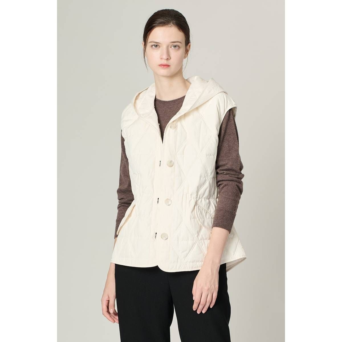 BCBG 올앤선드리지엔퀼팅 VTA4W9V501 1014631