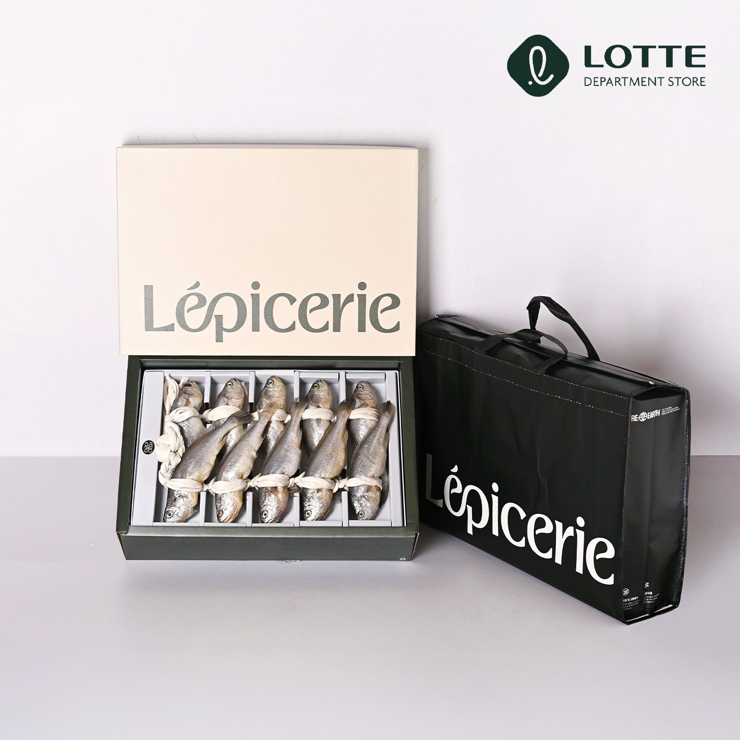 [롯데백화점] 여수한가네 법성포 바다목장 손질굴비세트 GIFT-월月(1.3kg/ 10미) LE1217336624