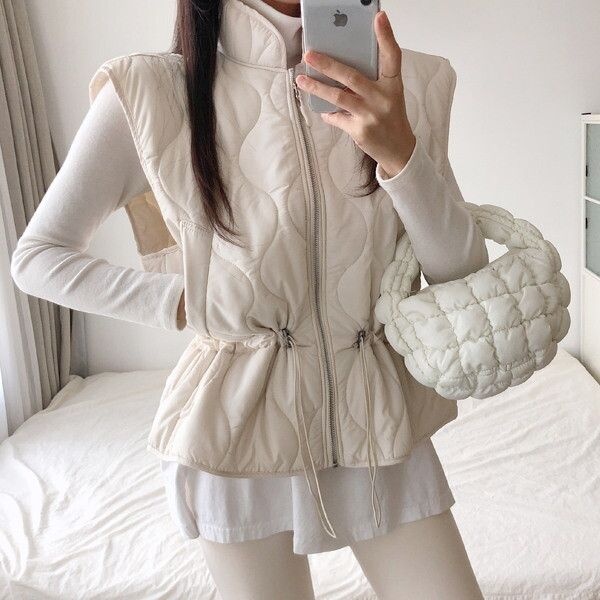 [드레스날다] 마주로 하이넥 스트링 퀄팅 패딩 조끼 베스트