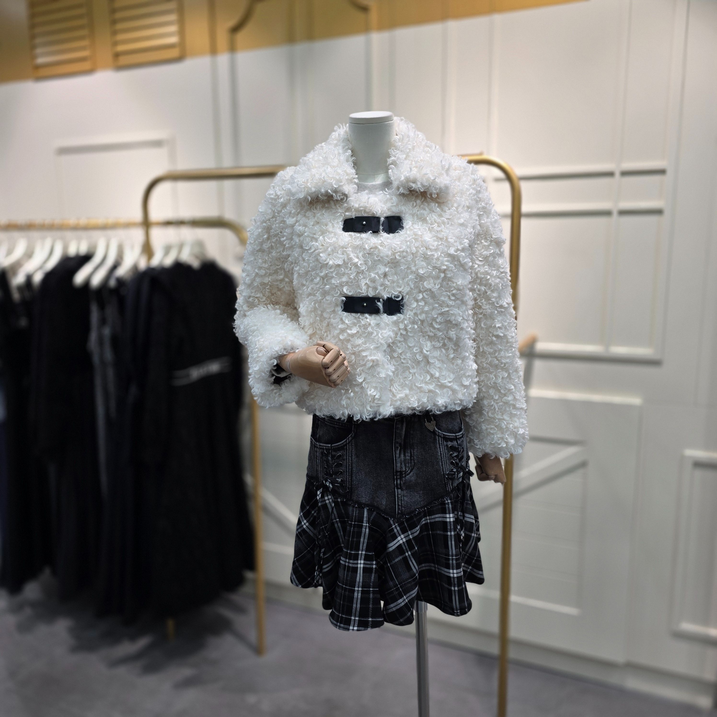 에고이스트 에고이스트 [모다아울렛][에고이스트]페이크 부클 퍼 장식 자켓 ER4OFJ51CR_CA 천안아산점