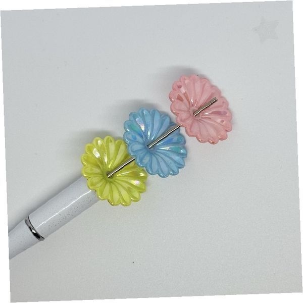 삐삐마켓 필기구 장식 투명 아크릴 입체 수련 꽃잎 꽃술 모티브 파스텔 컬러 광택 코팅 펜