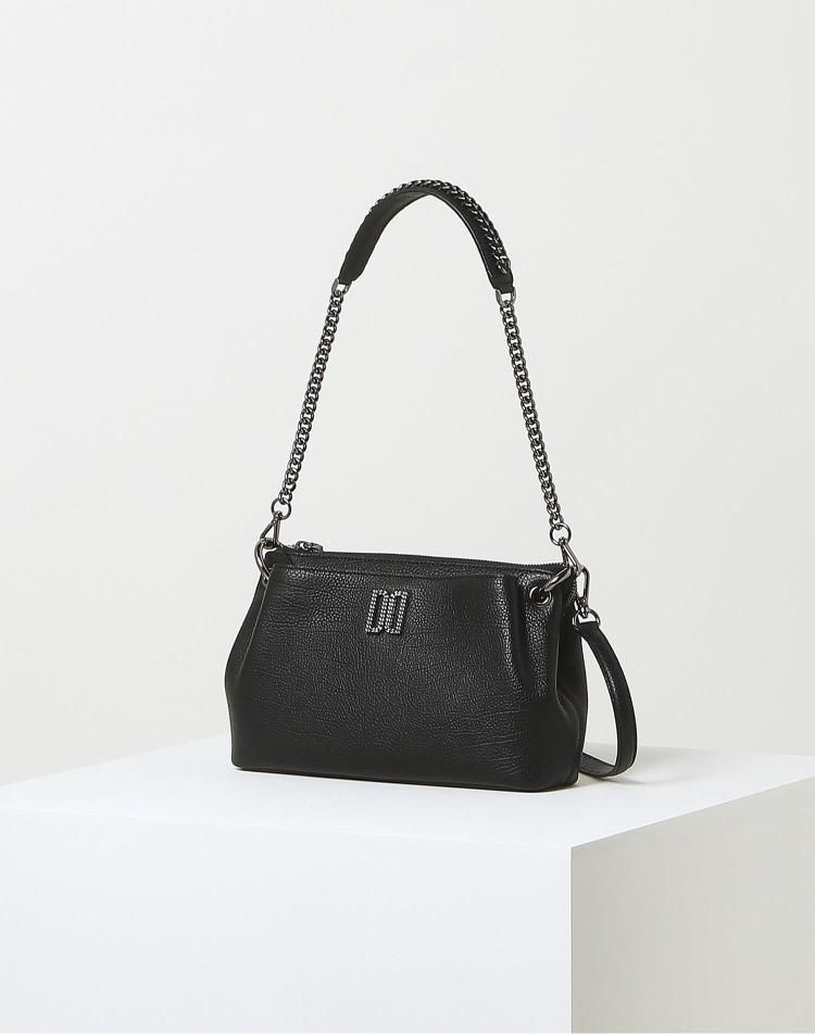 [롯데백화점] 닥스 ACC [HILTON] 블랙 앤틱 DD장식 가죽 스몰 숄더백 DCBA2E345BK LE1208588295