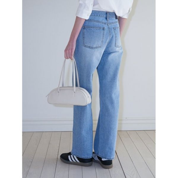 썸웨어버터 SOMEWHEREBUTTER demi baguette bag butter cream B22AA002101AF 391909