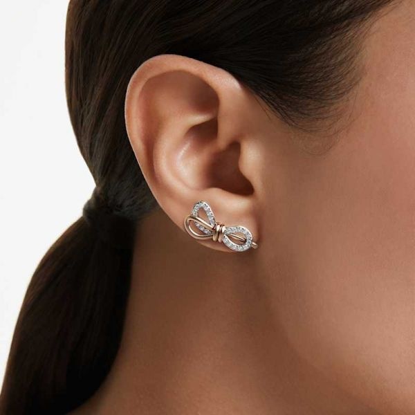 SWAROVSKI SWAROVSKI Lifelong 스터드 이어링 - 파베, 리본, 화이트, 믹스 메탈 피니시