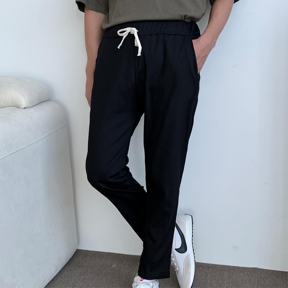 남자 고무줄허리 밝은색 캐주얼 바지 대학생 아르바이트 학원