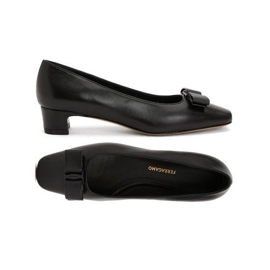 페라가모(Ferragamo) 26SS 리리 RIRRI 아이코닉 보우 펌프스힐 블랙 0785559