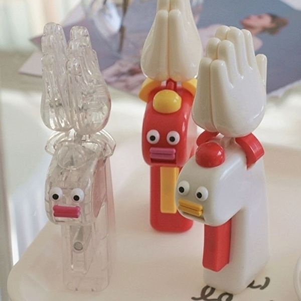 인싸템 쓸모없는 선물 3위 박수 장난감