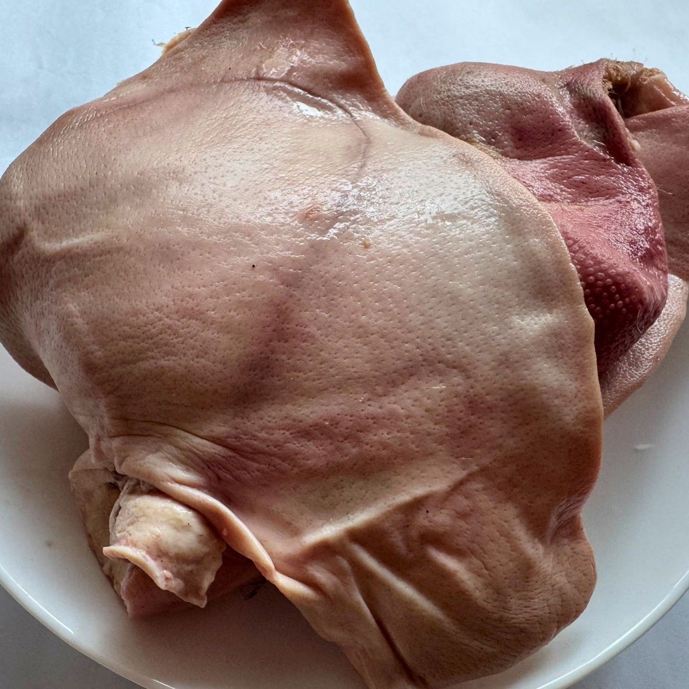 (한마음 미트)국내산 한돈 발골돼지머리 돼지귀앞 순대국밥집 전문 가정용 업소용 추천 1KG/10KG (냉동)