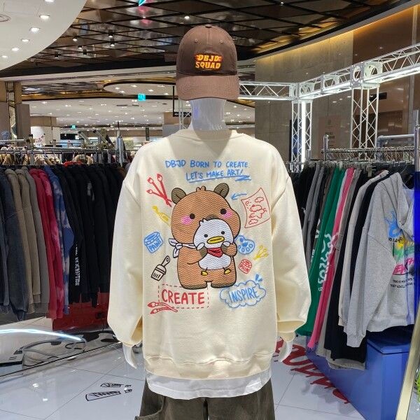 [DOUBLEJD] [AK수원점] [더블제이디] [남녀공용]뒷면 카피바라 기모 맨투맨 2색상 2치수