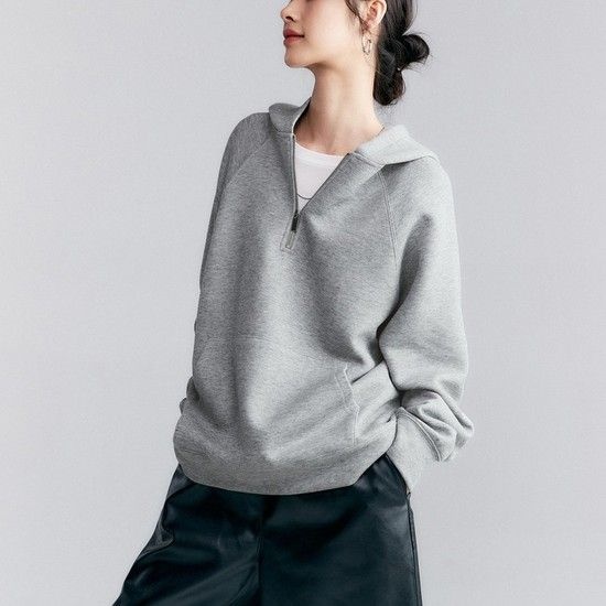 캐쥬얼 하프 집업 후드티셔츠