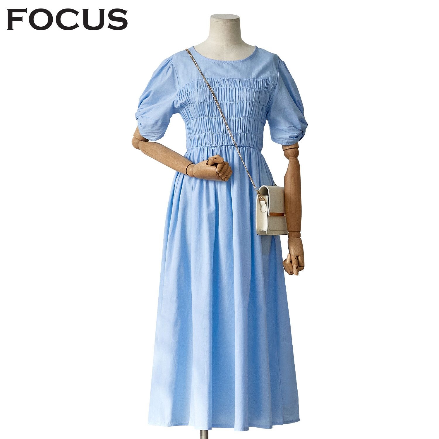 포커스 [모다아울렛][포커스]스모킹 라운드 소매 꼬임 원피스FM3E7OP0542_JK 전주김제점