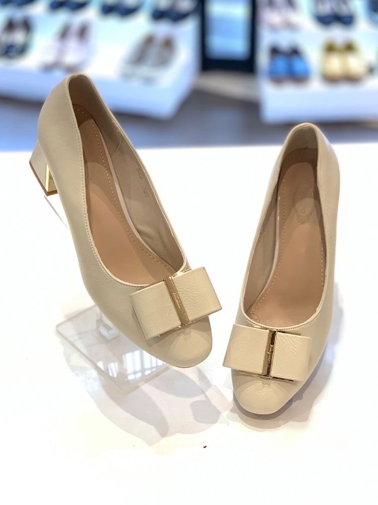 [패션플러스][엘초이]베이직 천연가죽 리본 청키힐 5.5cm 펌프스 FSF22GR564