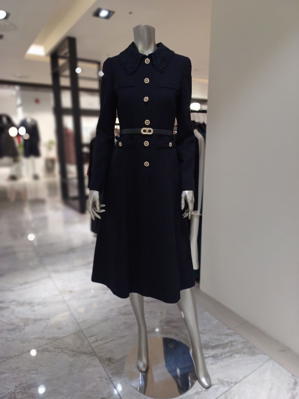 백화점 미니멈 자수카라 A라인 원피스 MXDAWO9130 아울렛