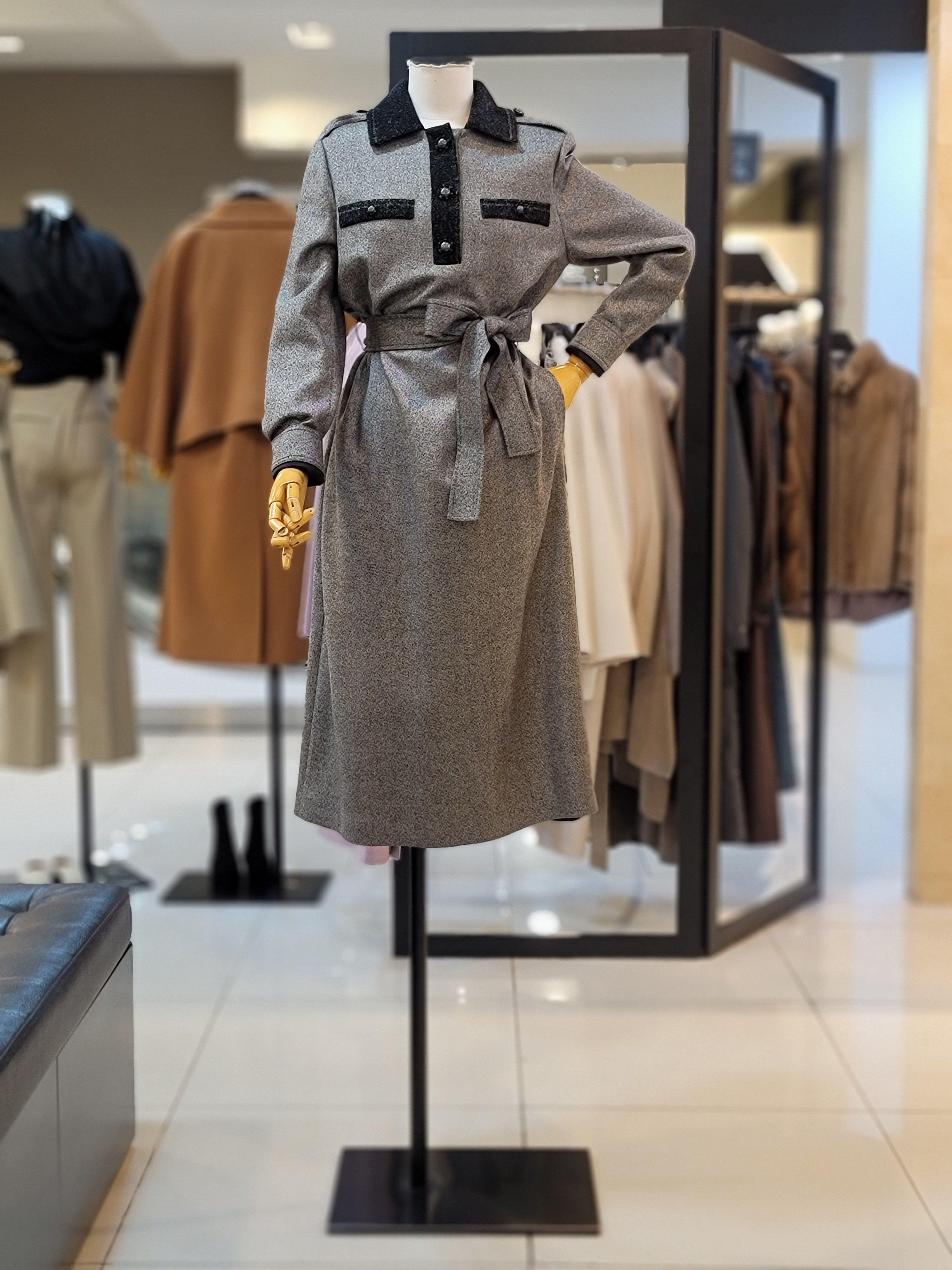 더아이잗컬렉션 글리터 윙 칼라 CNBA0OP37E