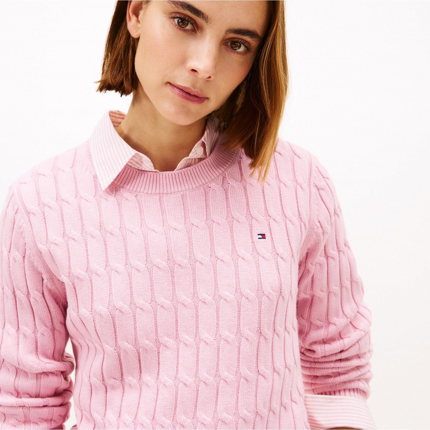 [롯데백화점] 타미힐피거 여성 코튼 케이블 크루넥 스웨터 T22G0KTO001WT2_TPG LE1221044588