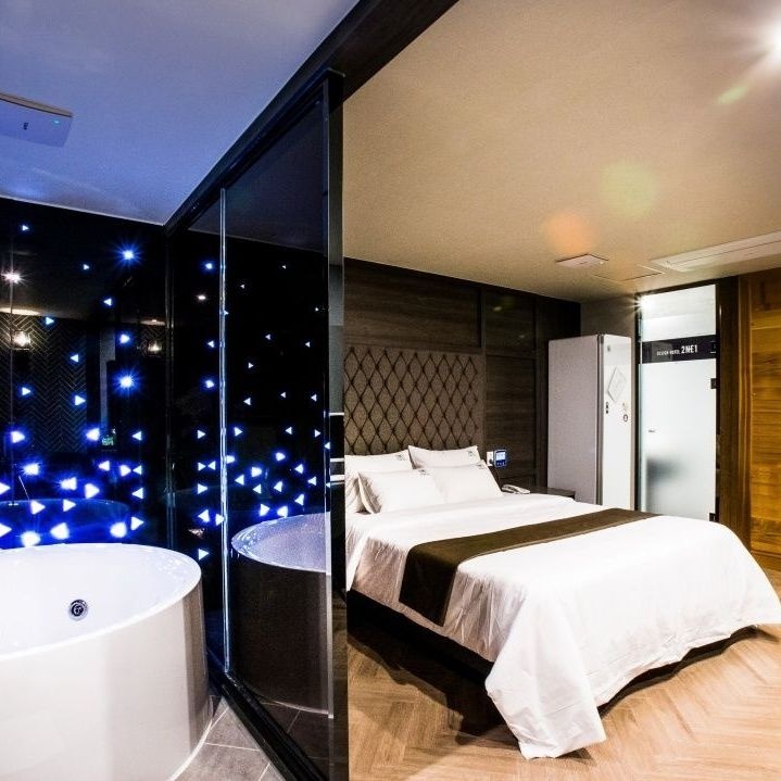 포항 죽도시장 Design Hotel 2NE1