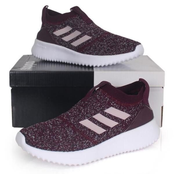 아디다스 [아디다스] 여성 에센셜 얼티마 퓨전 러닝화 211224_B75968