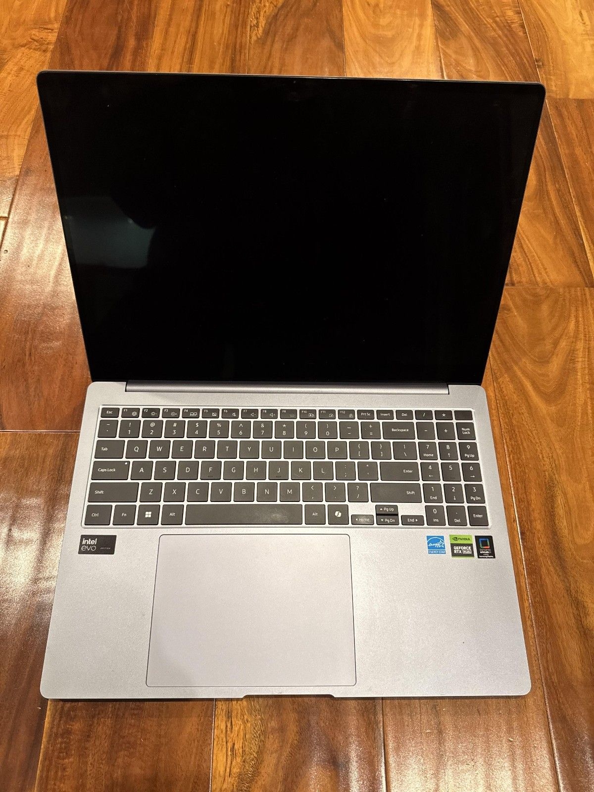 삼성 SAMSUNG [세금포함] [정품] 갤럭시 Book4 울트라 16 i9 32GB 1TB RTX 4070 AMOLED NP964XGL-XG2US Win11 노트북 가벼운 가성비 사