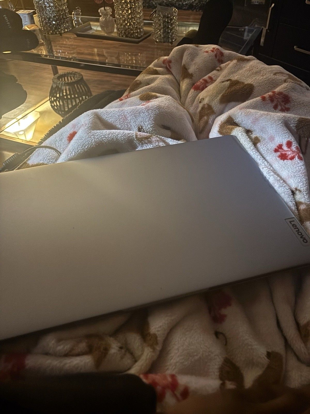 Lenovo LENOVO 레노보 [세금포함] [정품] IDEAPAD 노트북 Slim 3i LAPTOP 랩탑 15.6 Full HD, Intel Core I3-N305, 8GB Memo 사무용 가성비 가벼