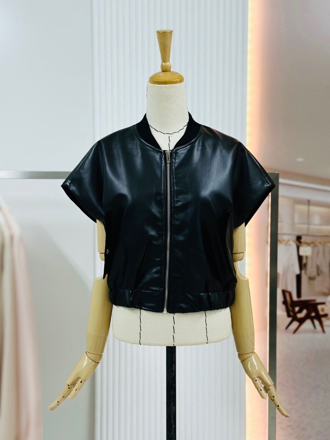 비바앤코코넛 [패션플러스][비바앤코코넛]레더 노카라 베스트 조끼 VSD8VT32S31