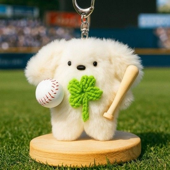 행운을 담은 야구 토끼 네잎 장식 인형 가방꾸미기 토끼인형 립밤키링 자동차키링