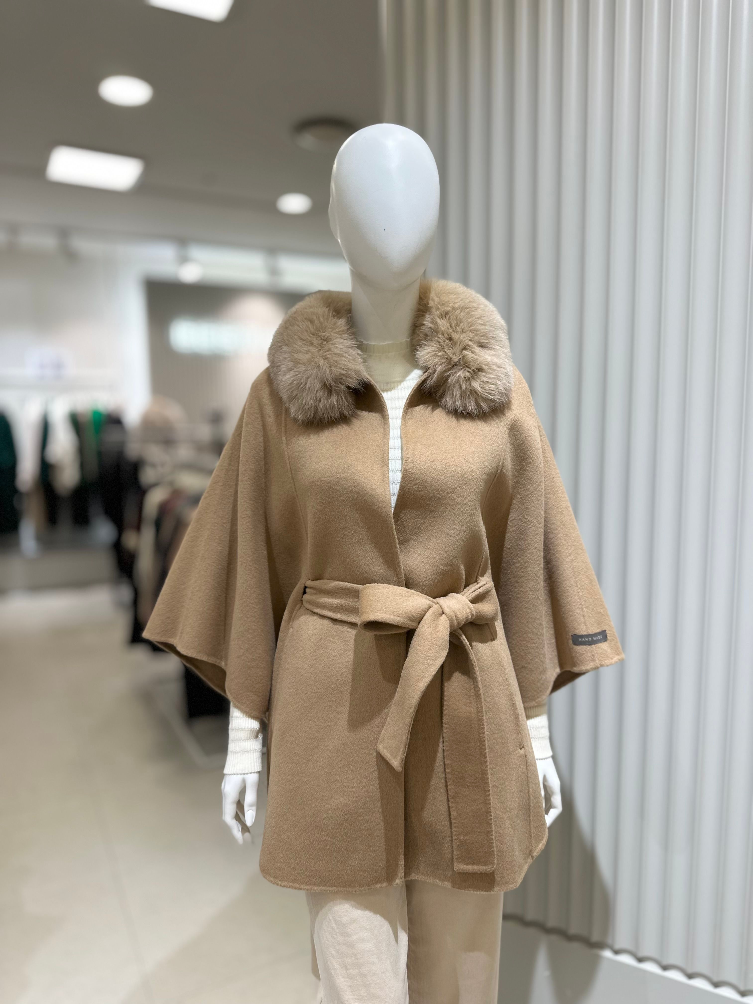 베스띠벨리 베스띠벨리 핸드메이드퍼케이프코트 BLHRY7646 한정수량 (2455586 )