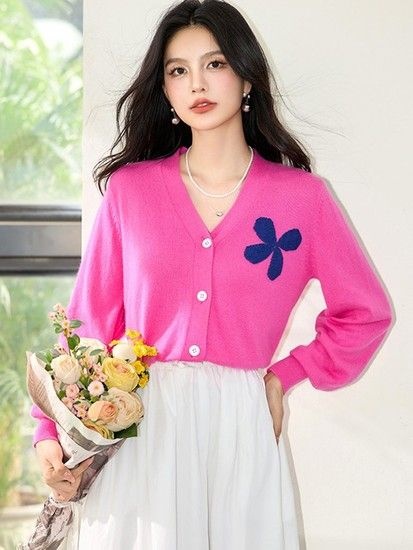 엠앤에스 자수 포인트 핑크 니트 가디건
