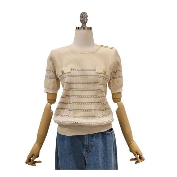 4KUS 포커스 잔단 골드 버튼 니트 FM5C7KT0053