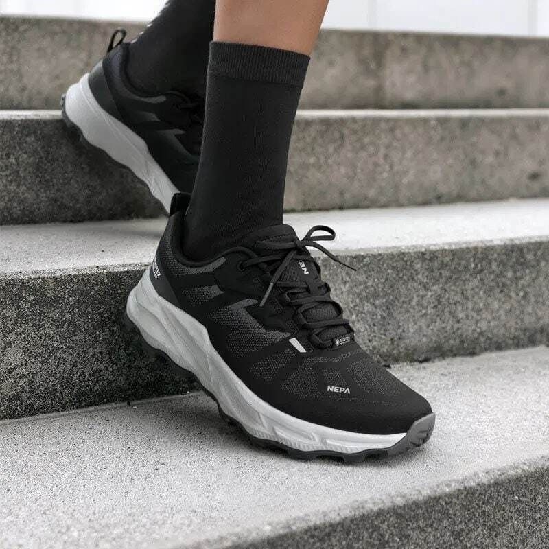 [국내백화점] 네파 공용 휘슬라이저 슈레이스 액티브 고어텍스 트레킹화 7L276237LC76237L17623