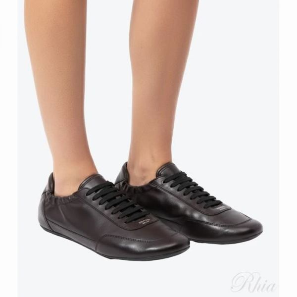 프라다 25FW 컬랩스 가죽 스니커즈 2EG479 G001 7V6 F0003