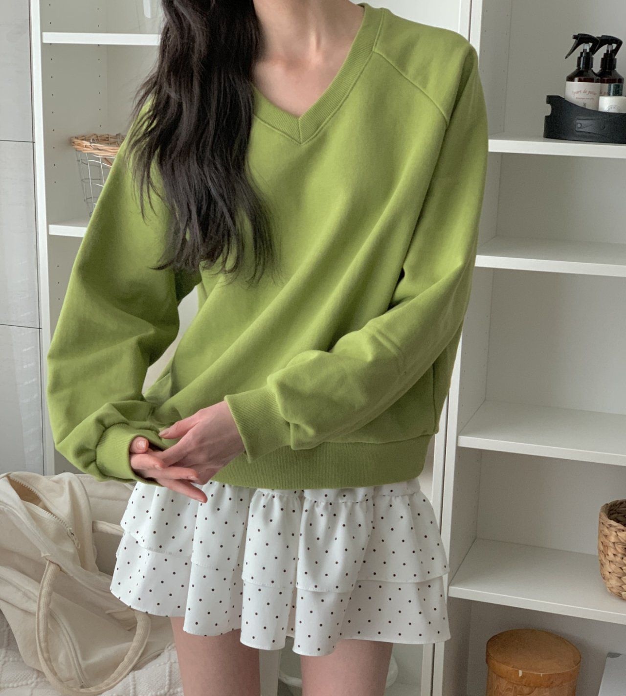 데일리 브이넥 나그랑 자수포인트 쭈리 맨투맨 티셔츠 2532