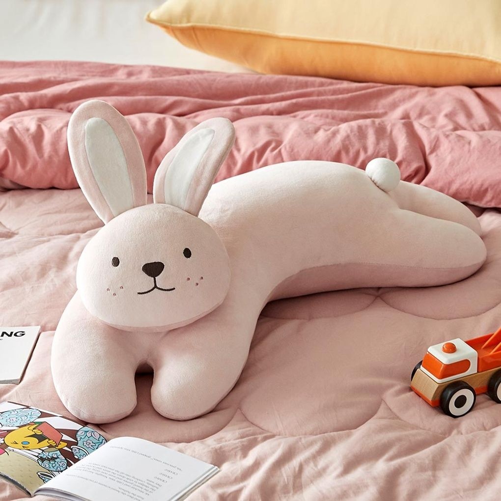 [롯데백화점] 모던하우스 소프트터치 래빗 깡총이 애착베개 20*61_CZ1122018 LE1218069779