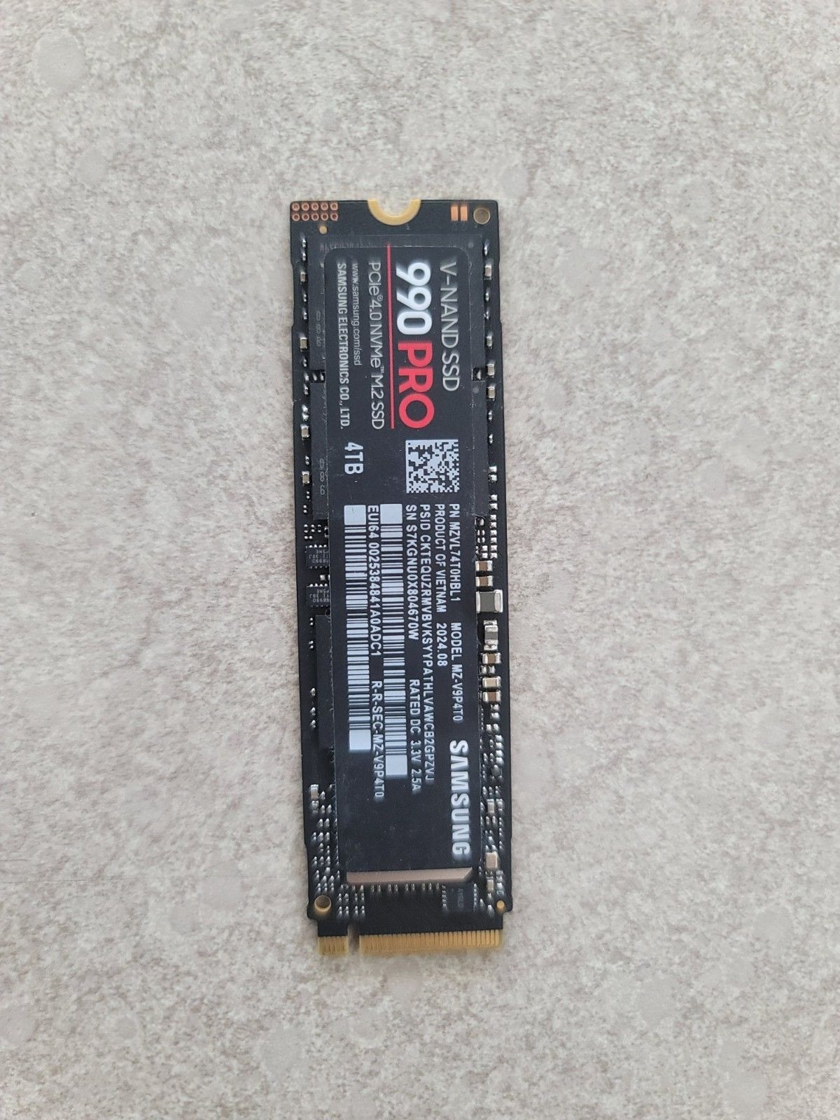 삼성 SAMSUNG [세금포함] [정품] 990 PRO 4TB M.2 NVMe Internal SSD 솔리드 스테이트 드라이브[세금포함] - 블랙 (MZ-V9P4T0B/AM) MZ