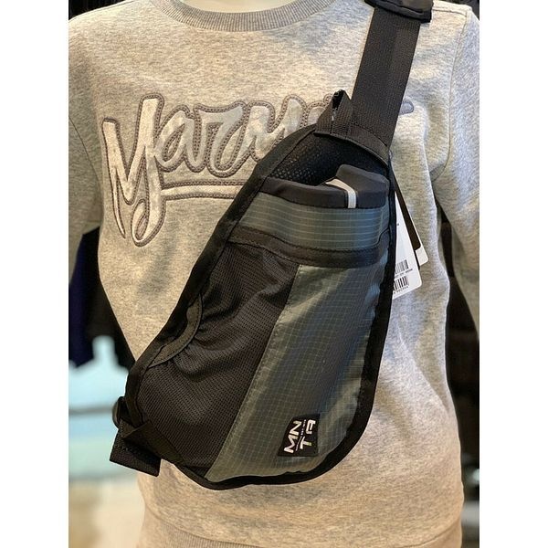 [하프클럽]MARIO남여공용 일상 트레킹 러닝 멀티활용 물병힙색 2MQKSX1902-DY