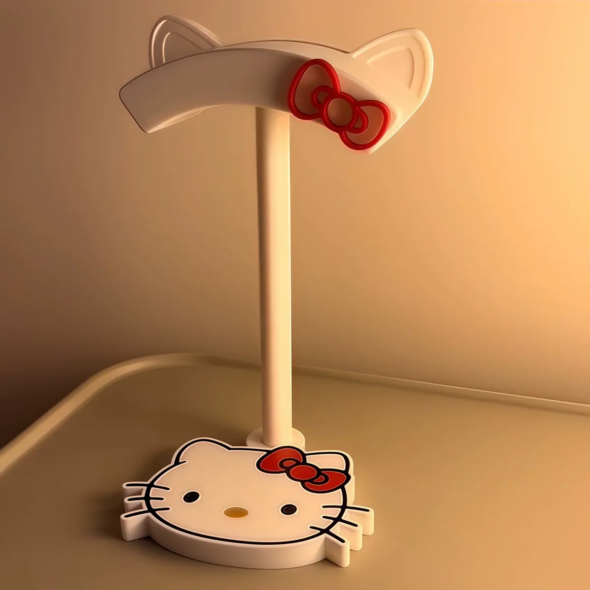 헬로키티 헤드셋 거치대 캐릭터 디자인 데스크 정리 스탠드 게이밍 헤드폰 걸이 책상 장식 귀여운 인테리어
