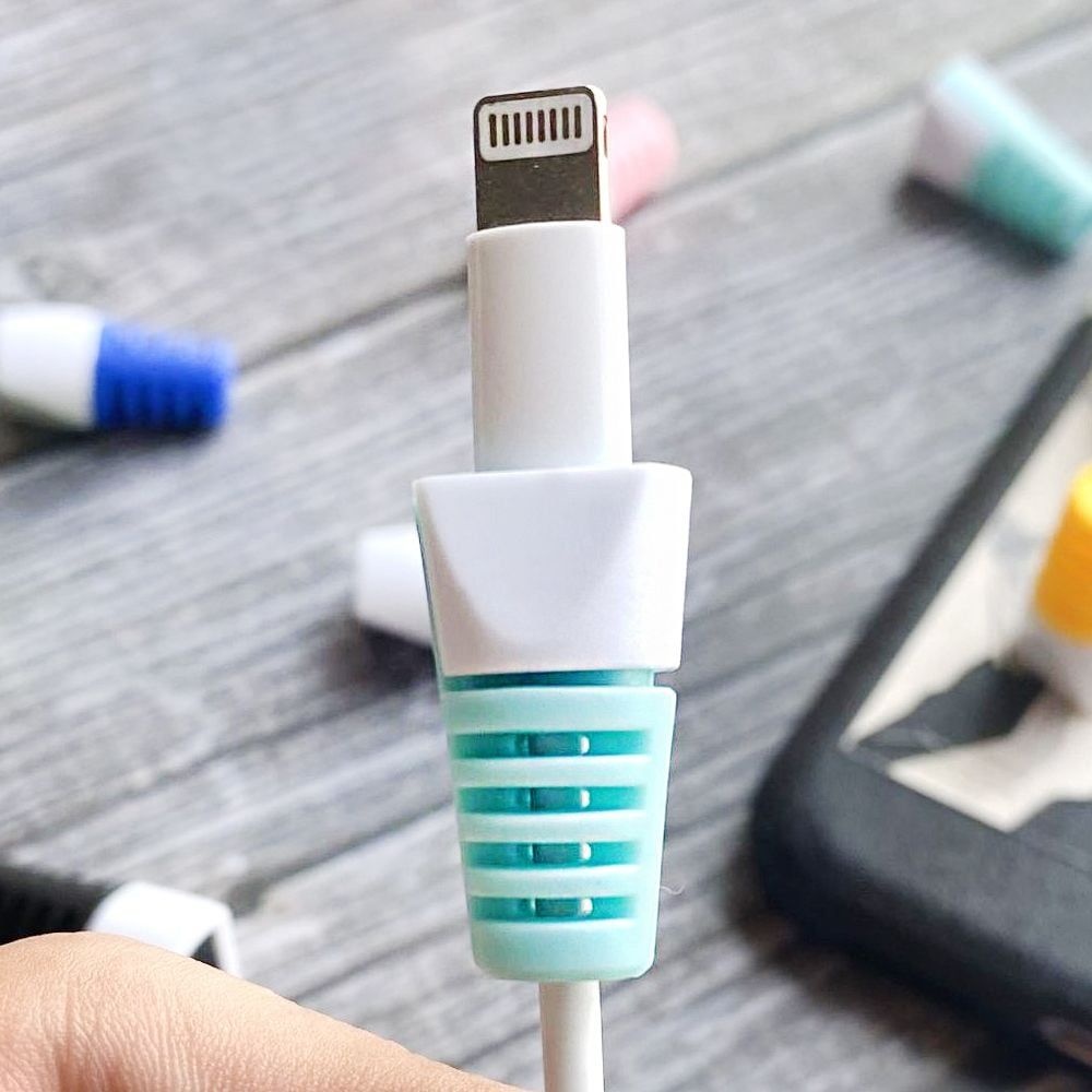 (주)미래로이엔씨 충전기 보호캡 충전 케이블 보호 커버