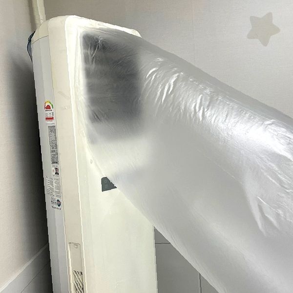 가정 사무실 냉방 효율 향상 투명 비닐 터널 공기 흐름 유도 여름철 시원한 바람