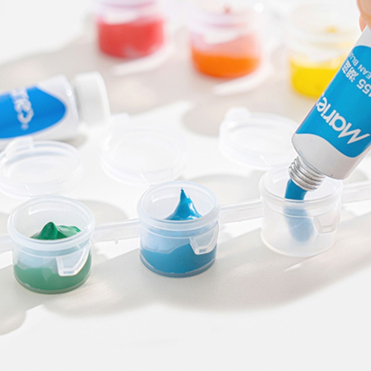 미니사이즈 반투명 아크릴물감소분통 뚜껑달린물감통 6칸 3ml 5ml