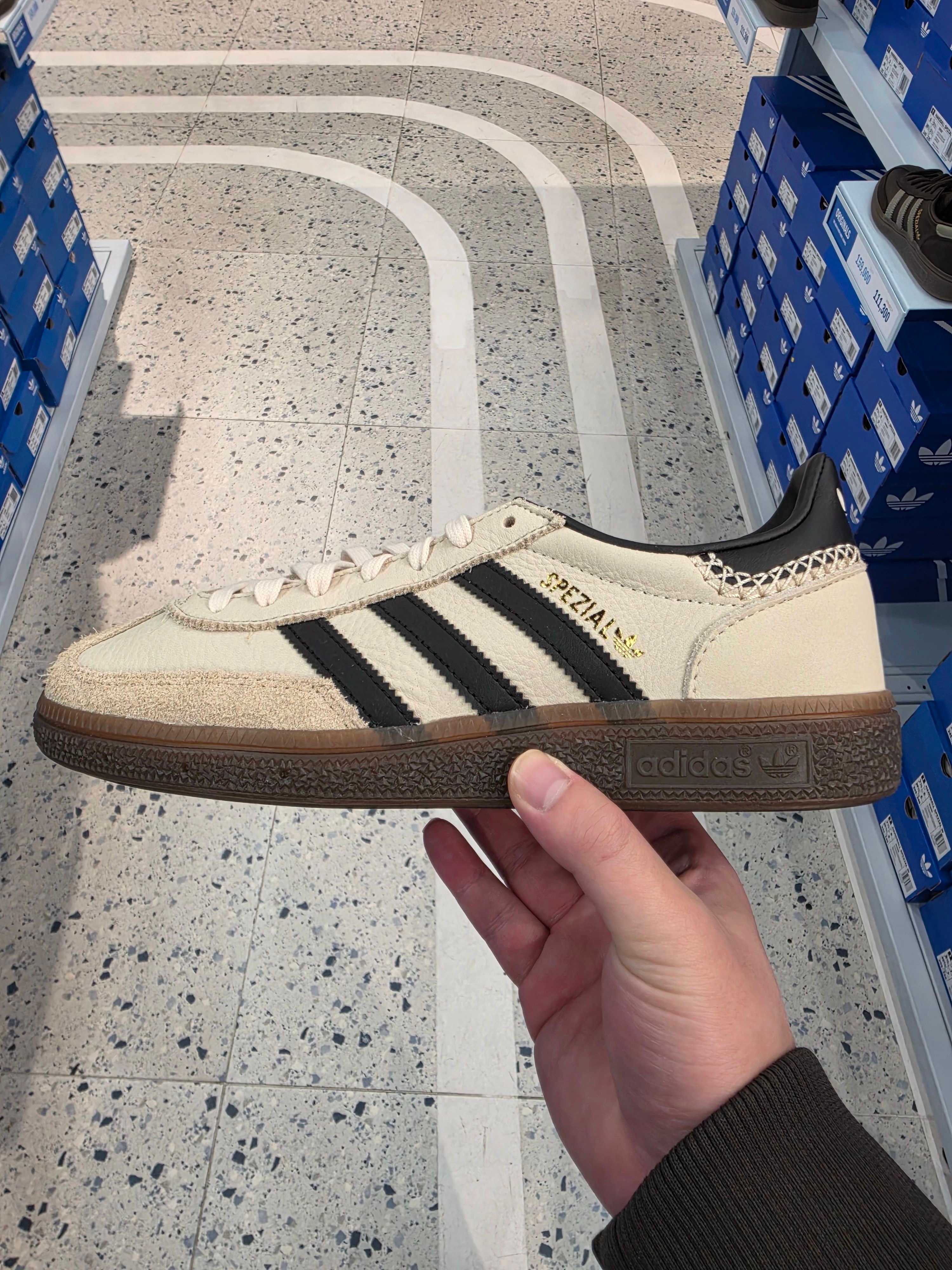 아디다스 여성 핸드볼 스페지알 스니커즈 운동화 단화 IE3698 60312