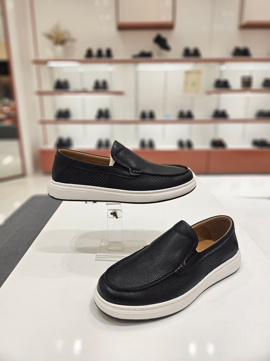 [롯데백화점] 소다 남성 초경량 펀칭 메쉬 캐쥬얼 로퍼 FRM622KA10 블랙 LE1221304276